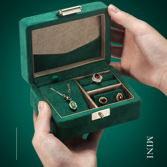 green jewelry box